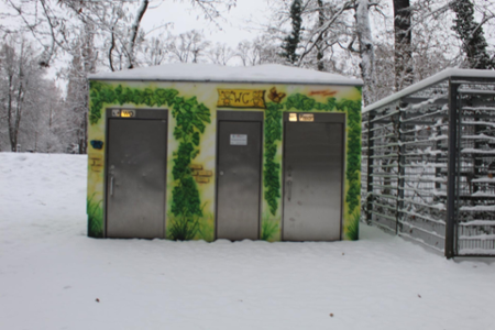Bootslager Villa Nouva mit WC-Anlage